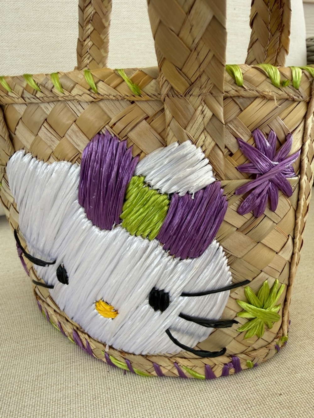 Hello Kitty Bahamas Small Straw Tote Bag - Picture 2 of 8